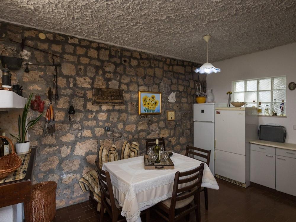 Rooms Tupina by Paulina - Standard Double Room With Balcony and Sea View