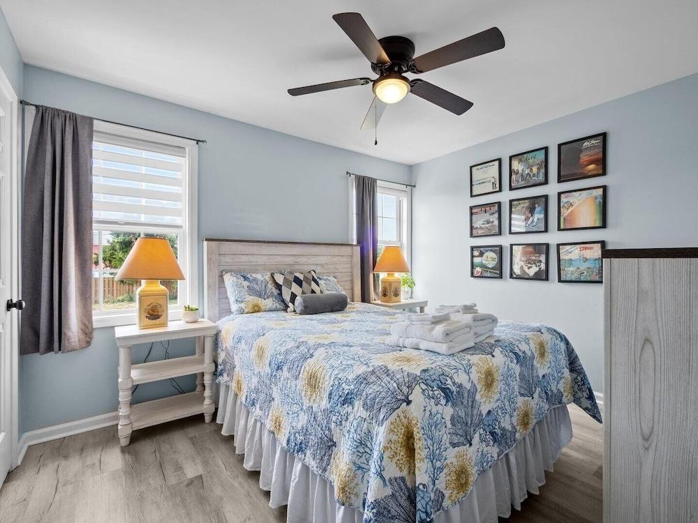 Anchors Away Unit 3 2 Bedroom Duplex by RedAwning