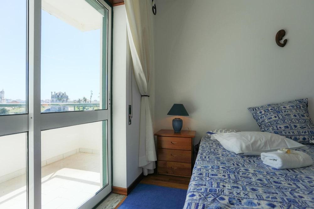 Sotto Mayor Residence