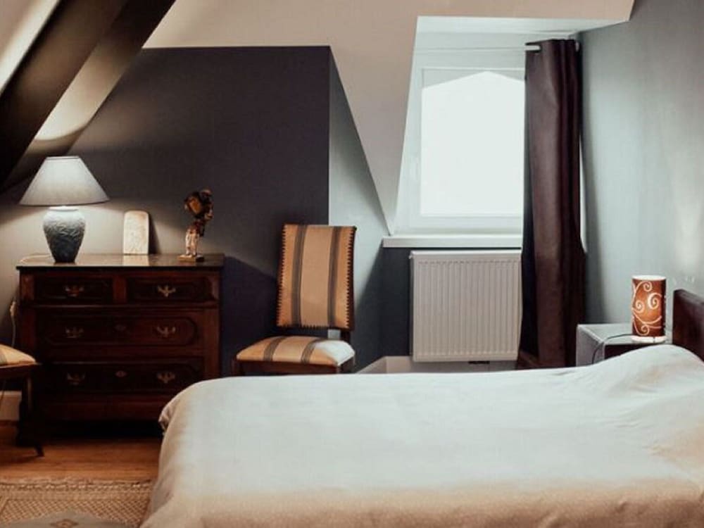 Castle in Spa With Lake View & Heated Pool