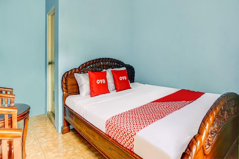 OYO Life 90879 Ara Predator Funpark