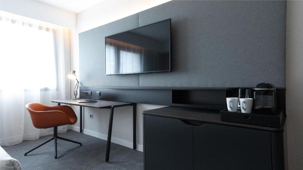 Holiday Inn Dijon Sud Longvic by IHG