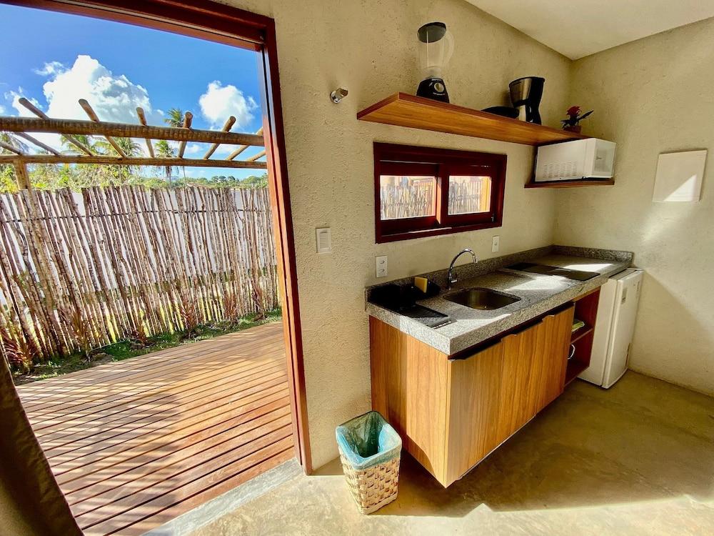 Jubaia Milagres by ER