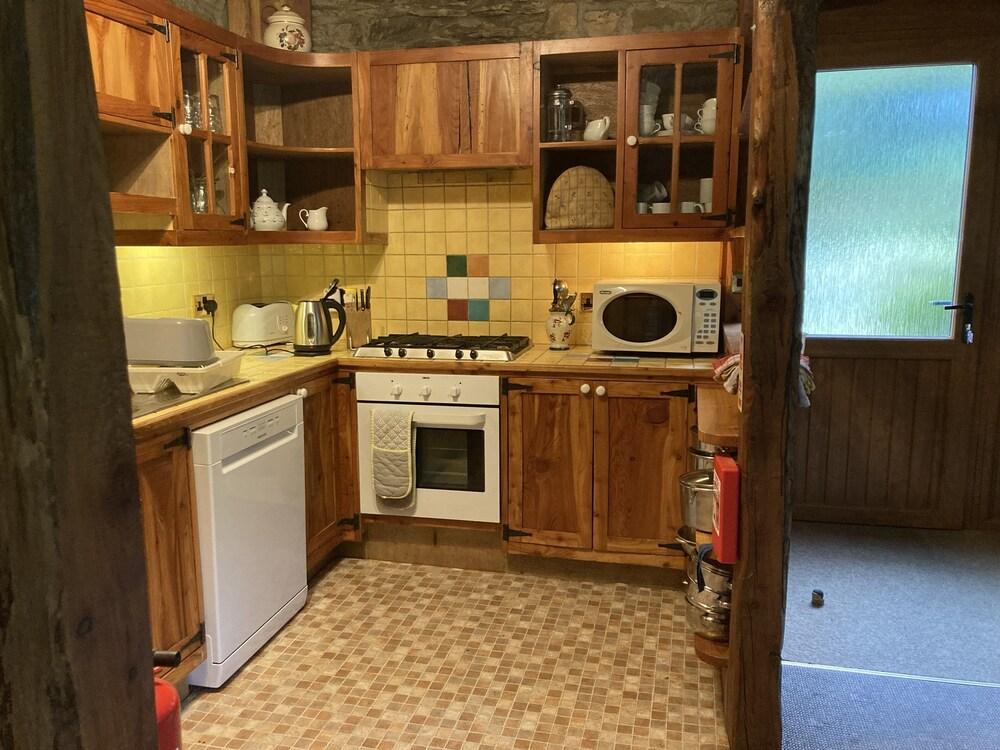 Relaxing Holidays in the Old Water Mill at Cwmiar