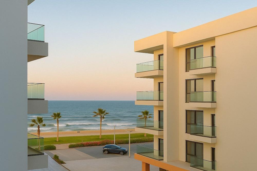 Beachfront Chalet in Porto Said With P Garden