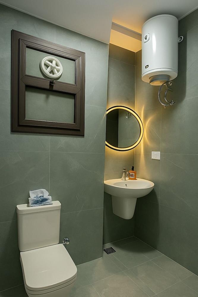 Charming Chalet in Port Said With Garden View