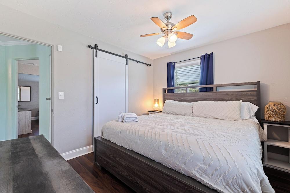 Stylish St Pete Vacation Home w/ Private Pool!