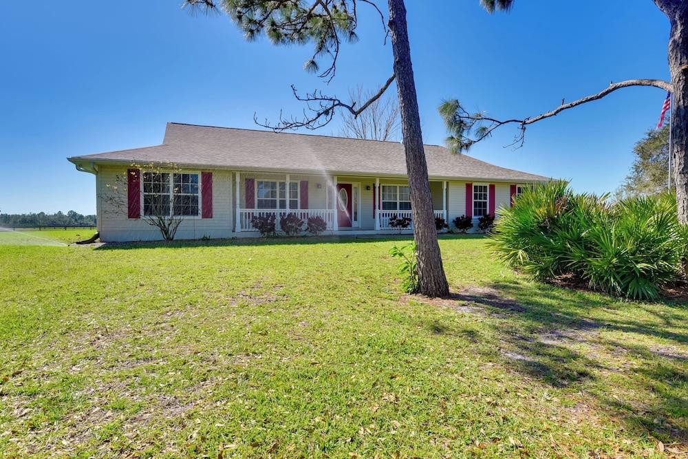 Private Estate on 10 Acres w/ Pool in Bradenton