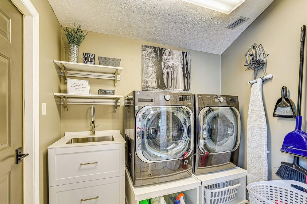 Spacious Citrus Hills Home w/ Pool & Game Room!