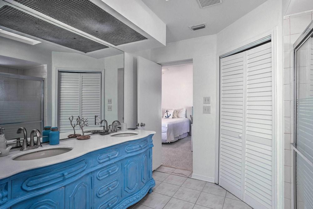 Palm City Canalfront Home w/ Boat Dock & Fire Pit!