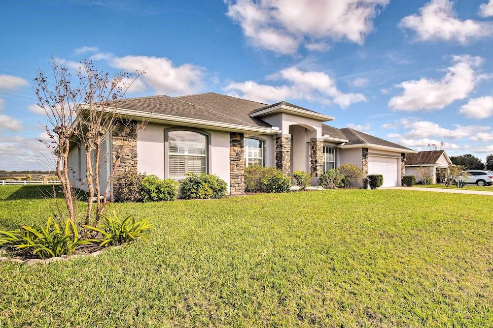 Spacious Ocala Home w/ Lanai & Private Pool!