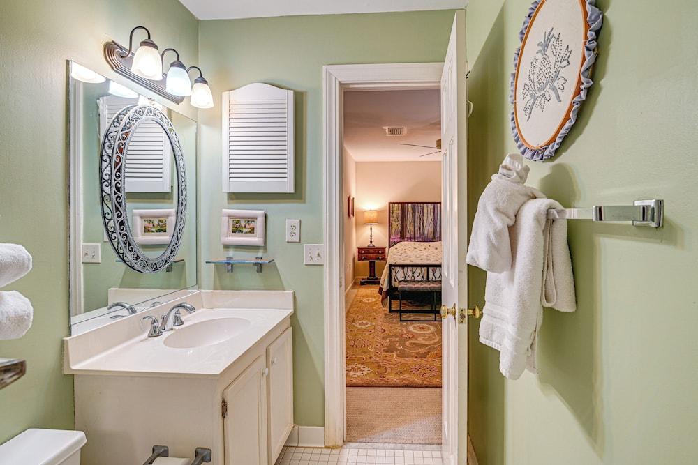 Riverside Cottage: Close to Ocean and Myrtle Beach