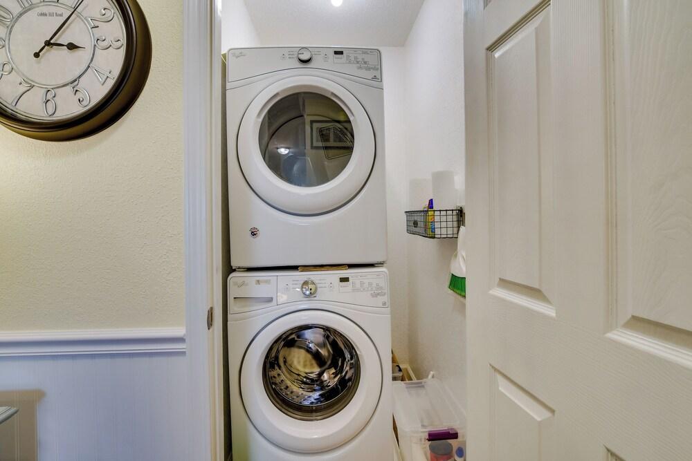 Branson Condo w/ Views - Near Silver Dollar City!