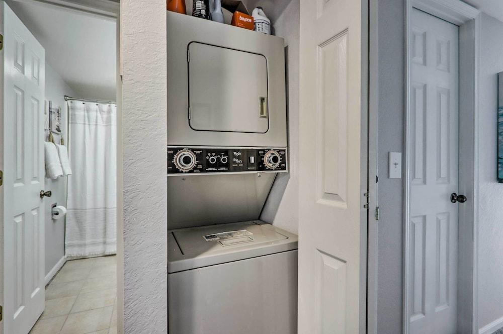 Pool Access & Lake Views: Osage Beach Condo!