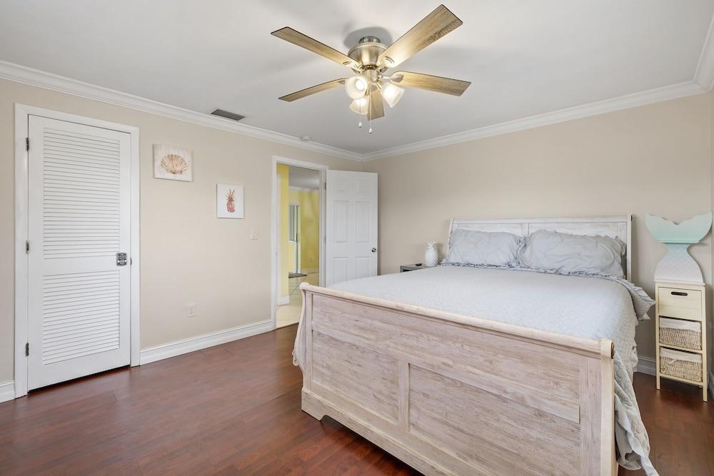 Dolphin Crossing Villa