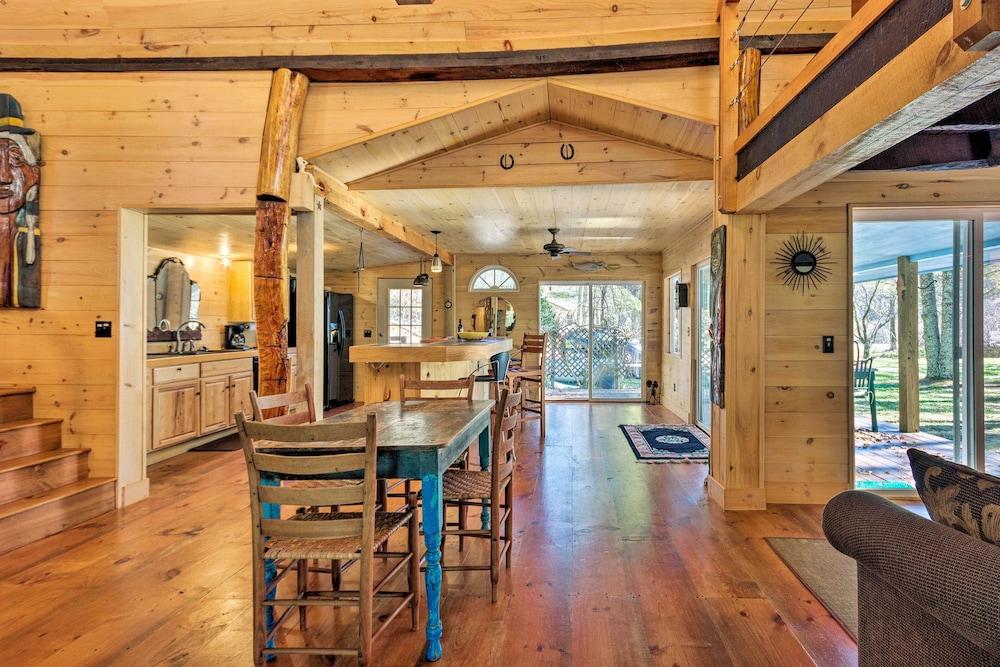 Cullowhee Getaway w/ Fireplace on Private Meadow