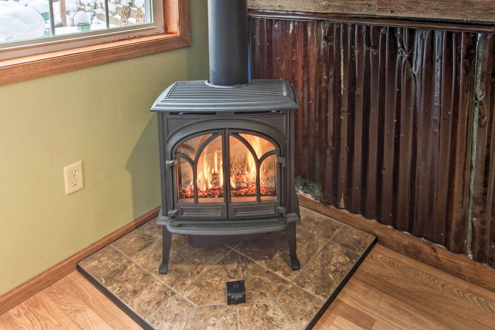 Lakefront Deer River Apt w/ Dock, Fire Pit & Patio