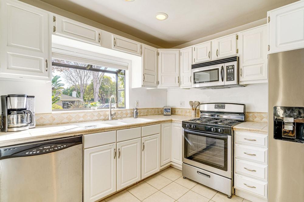 Santa Barbara Home w/ Private Outdoor Pool!