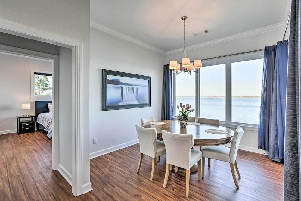 Beautiful Waterfront Getaway w/ Dock!