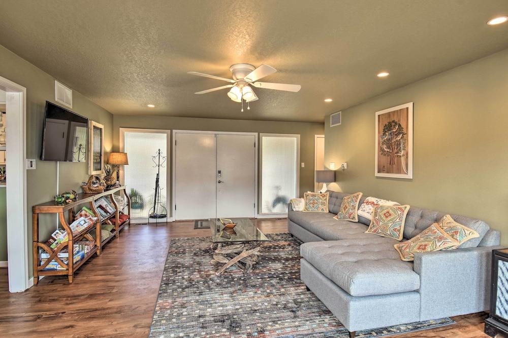 Updated Deck & Dock: Lakefront Home in Hot Springs