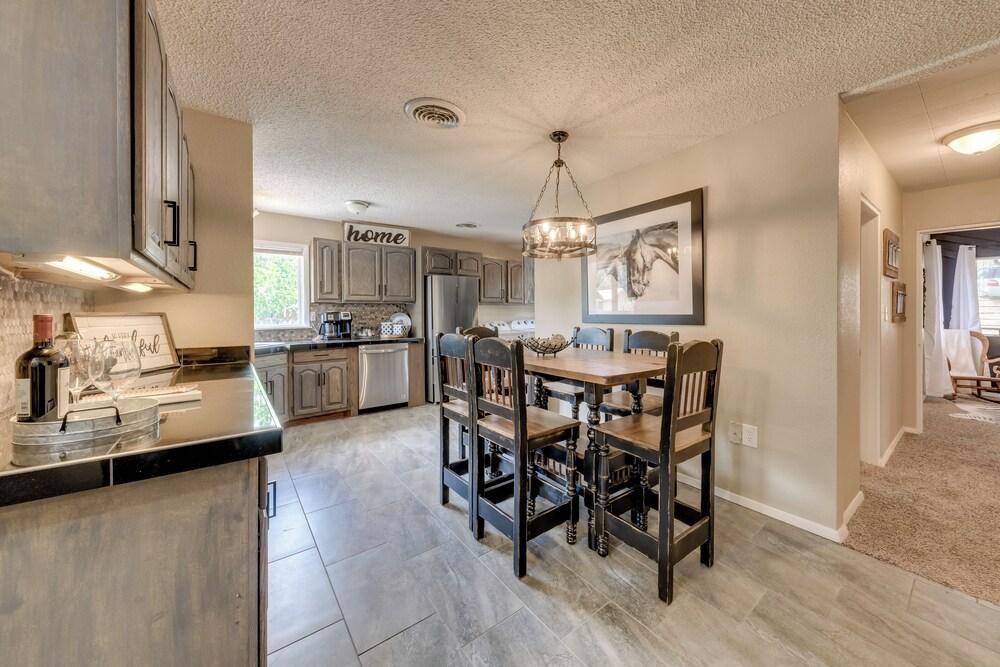 Ruidoso Home w/ Patio, Walk to Restaurants!