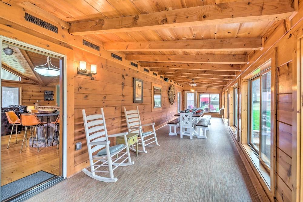 22-acre Home on Bourbon Trail w/ Sunroom!