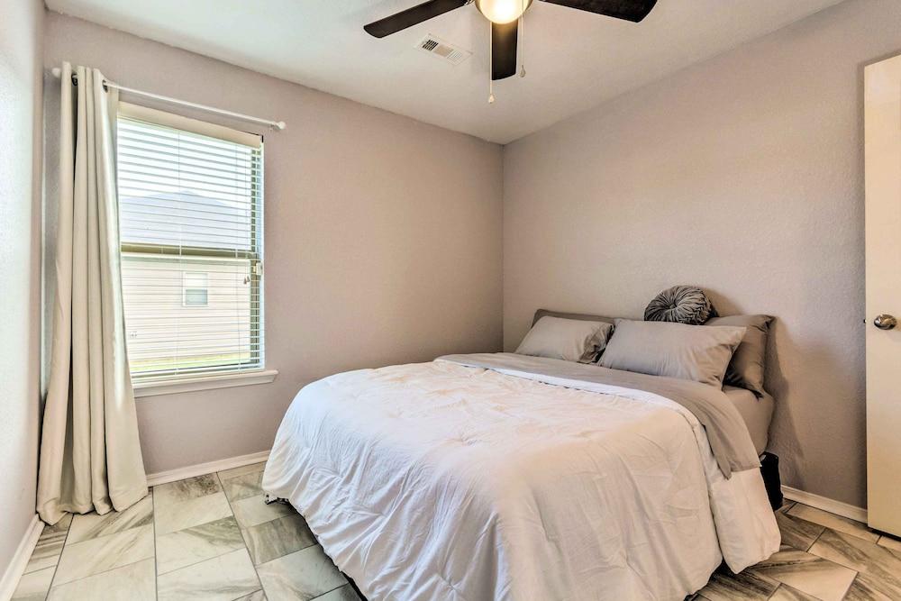 Pet-friendly Little Rock Home ~ 8 Mi to Dtwn!