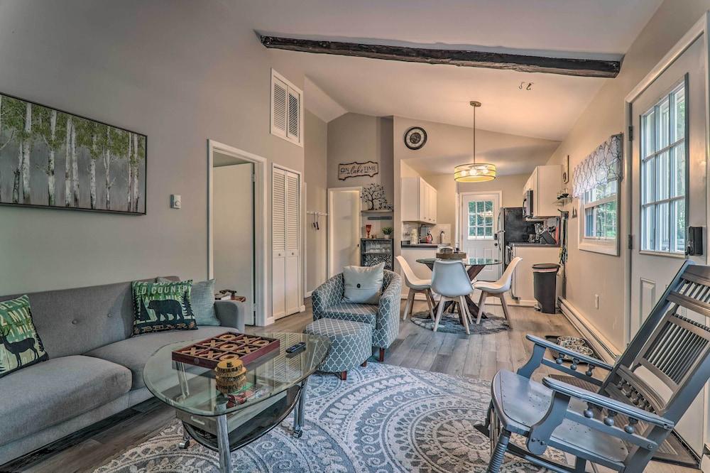 Fire Pit & Community Perks: Blakeslee Cottage!