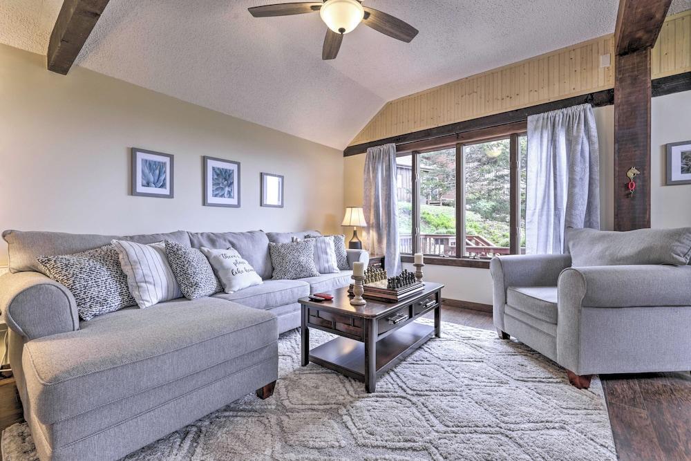 Private Guest House w/ Deck + Spectacular Views!