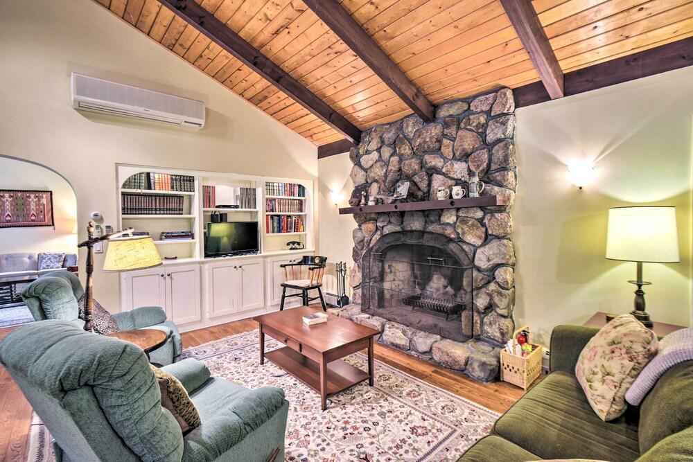 Spacious Bartlett Home w/ Fireplace + Kitchen