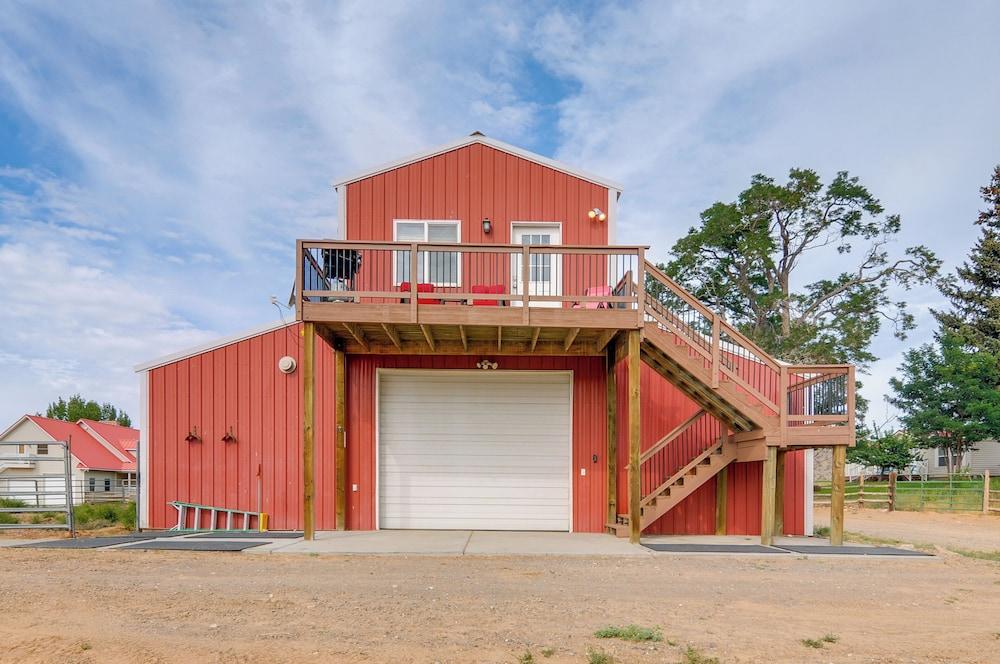 Charming Barn Apt in Boulder! Gateway to Parks!