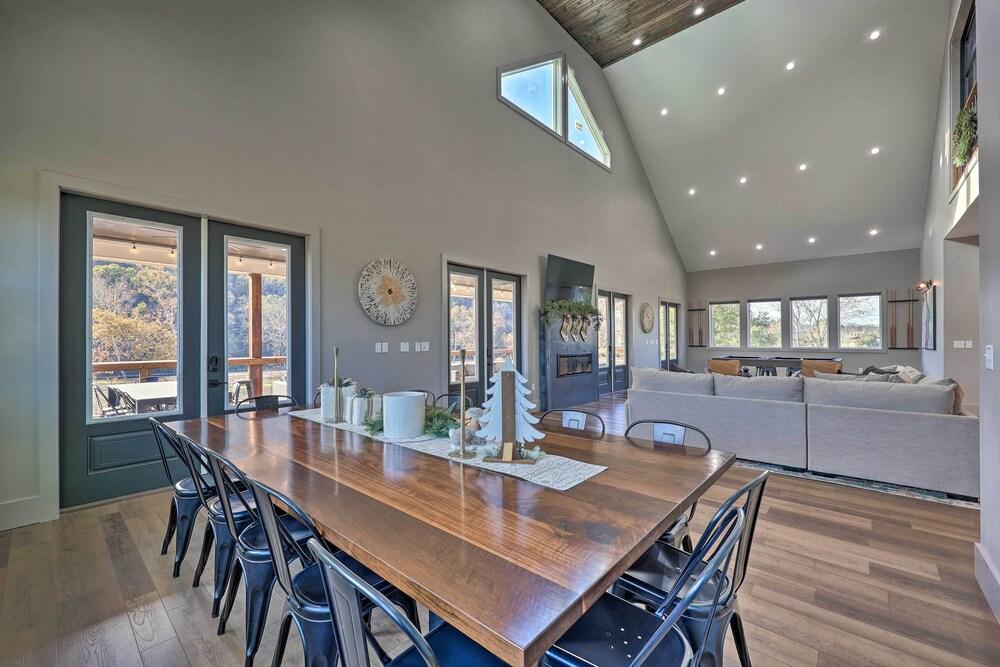 Lavish Riverfront Escape w/ Gas Grill!