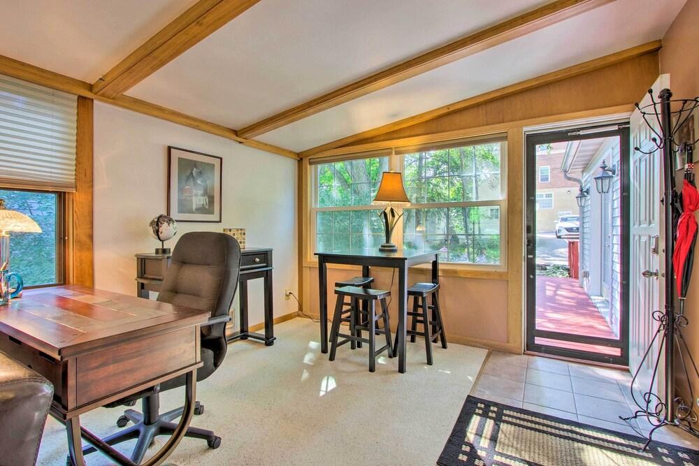 Elegant Home w/ Deck, 5 Blocks to Mayo Clinic