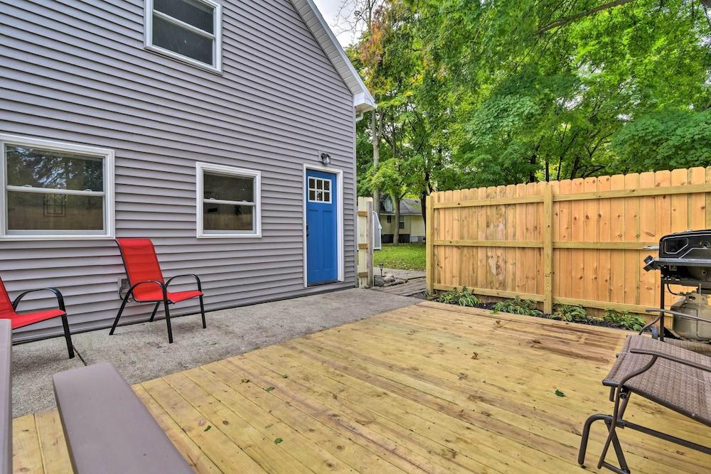 Centrally Located Mount Pleasant Retreat!