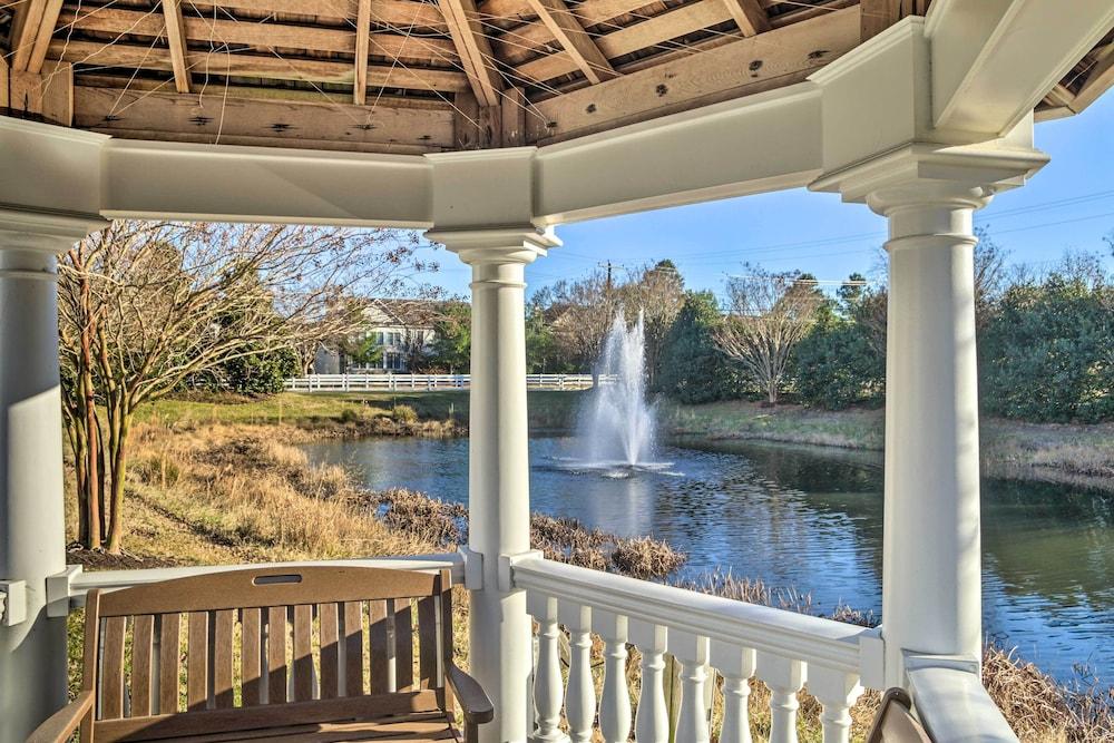 2 Mi to Bethany Beach: Condo w/ Deck & Pool Access