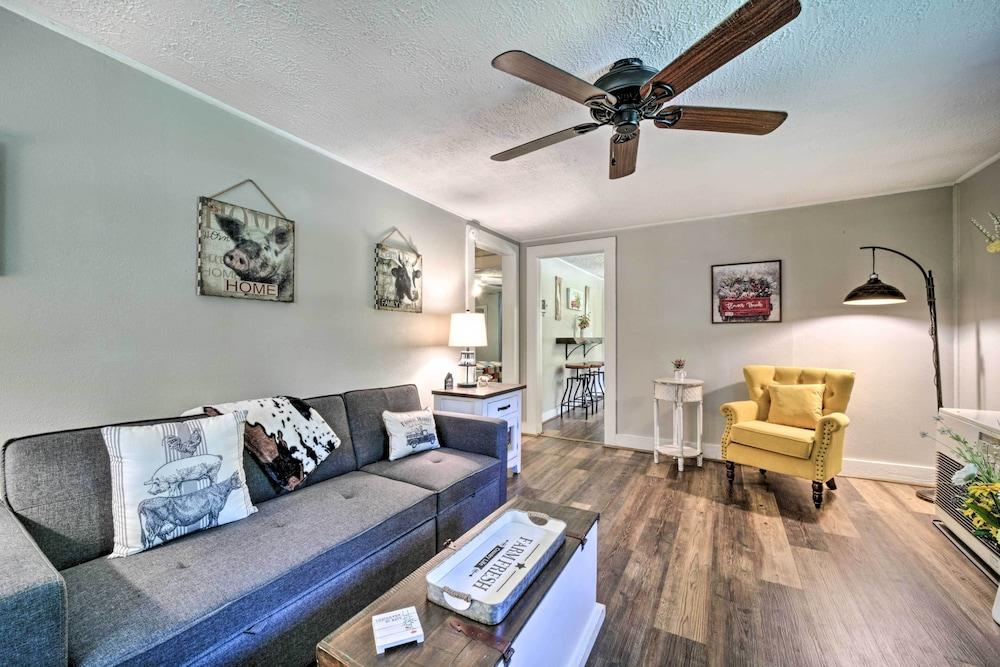 Charming Waynesville Cottage < 2 Mi to Main St