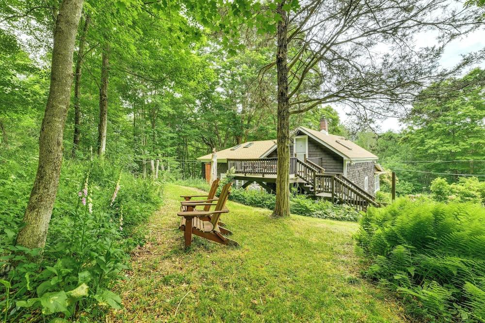 Cozy Catskills Vacation Rental With Deck!