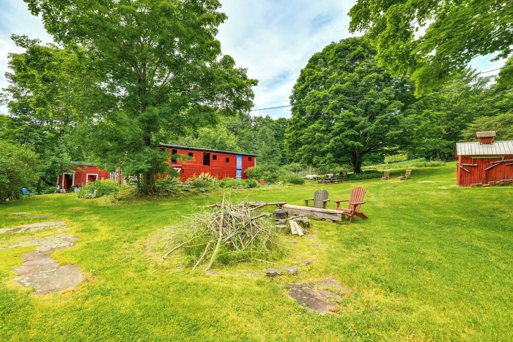 Cozy Catskills Vacation Rental With Deck!