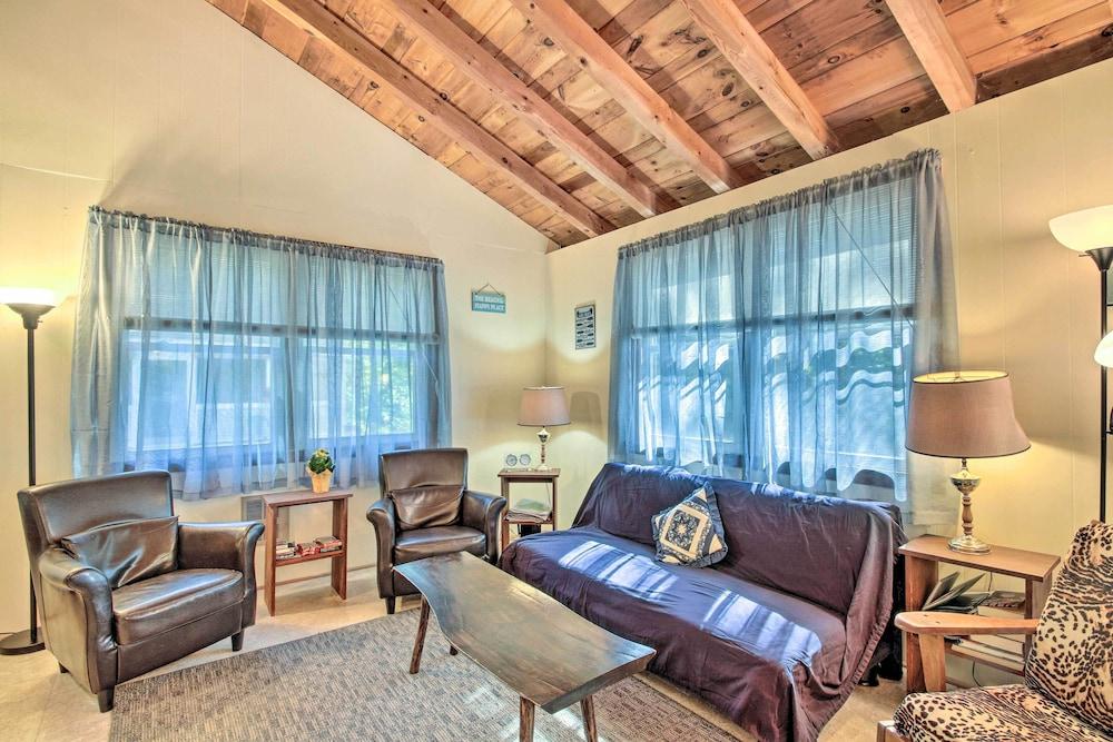 'the Den' Raymond Home w/ 200 Feet of Sandy Beach!