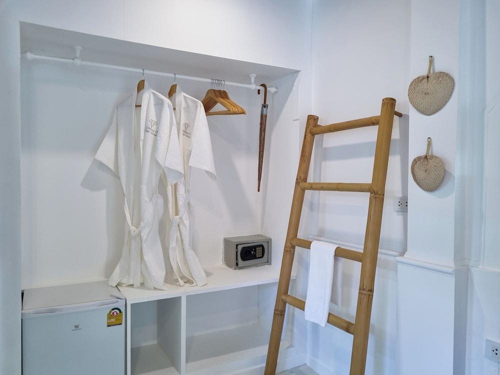 Elephant Beach Club & Resort Samui