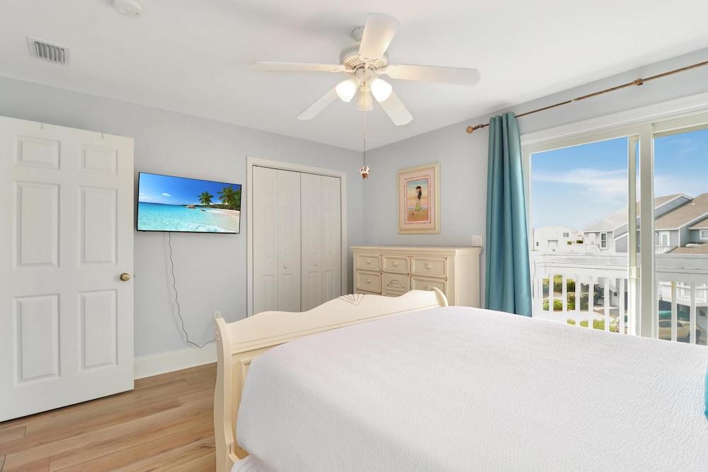 Barrier Dunes 268 - 101 Cape Blessed