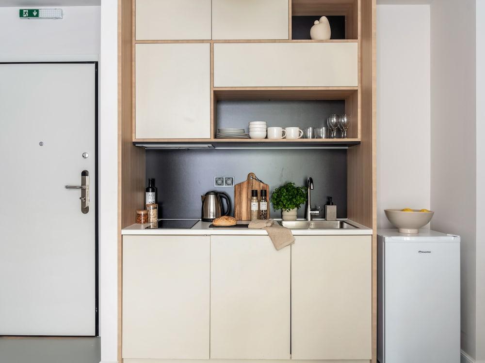 Sanders Port - Stylish Studio Near Piraeus Port