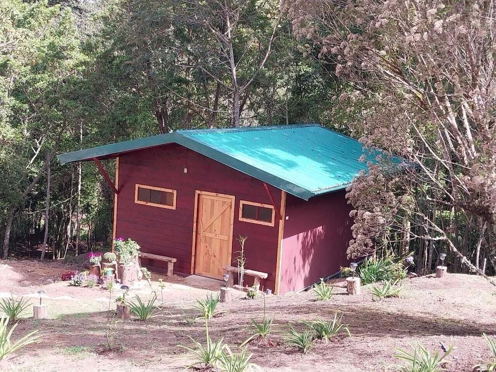 Curuba Lodge