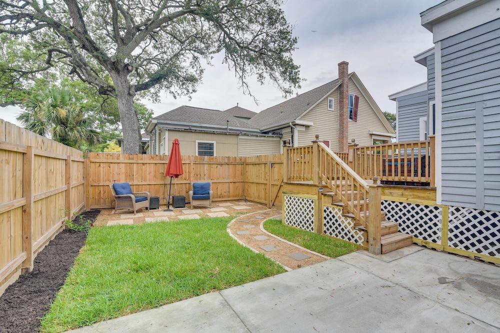 4 Blocks to Beach: Home w/ Patio in Galveston!