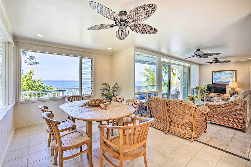 Bright & Airy Beach House w/ Oceanfront Views