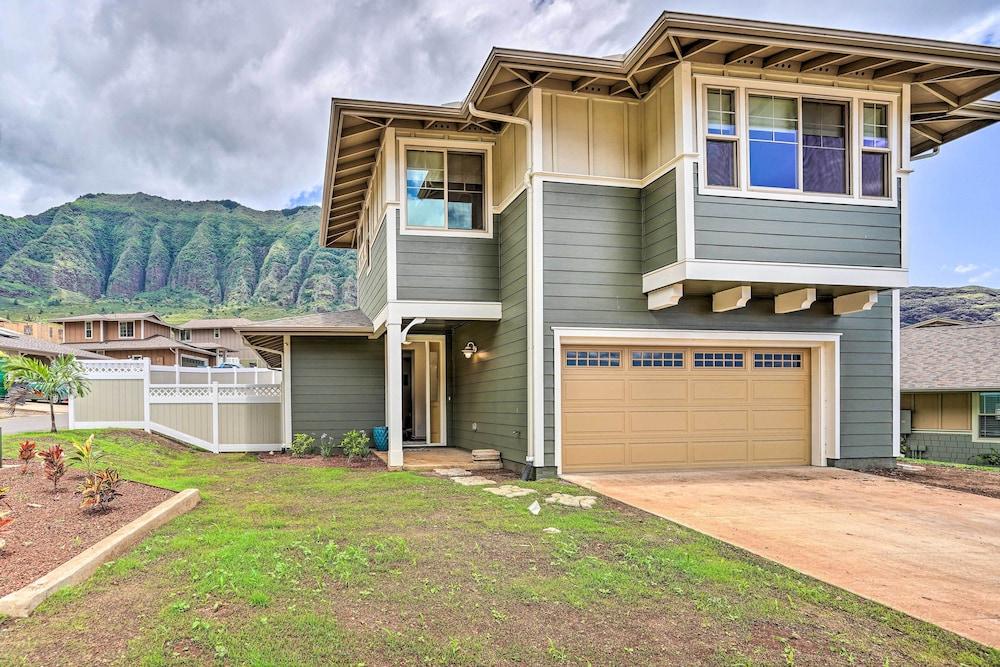Modern Waianae Home w/ Mountain & Valley View