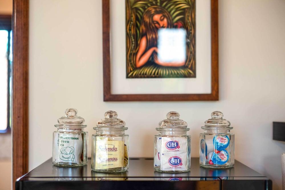 Cozy Volcano Studio w/ Phenomenal Rainforest Views