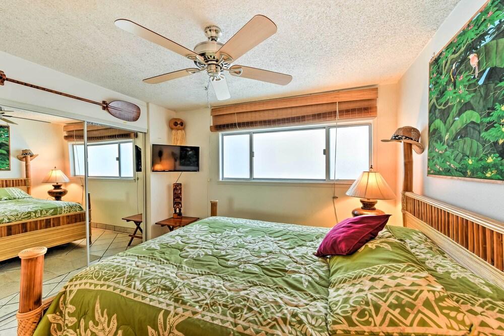 Condo w/ Private Lanai, Ocean View & On-site Pool!