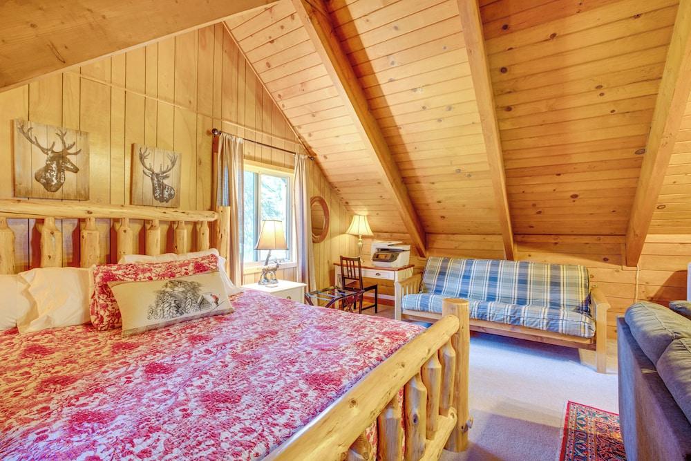 10 Mi to Ski Slopes: South Lake Tahoe Home