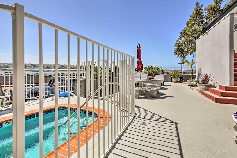 San Diego Hub w/ Bay Views - 1 Block to Beach!